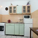 Tonin * 이반 돌라츠