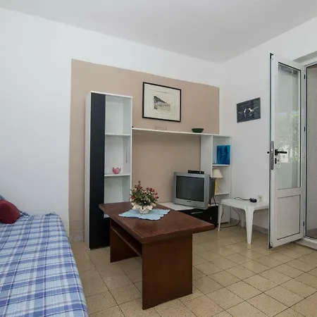 Apartman Tonin *